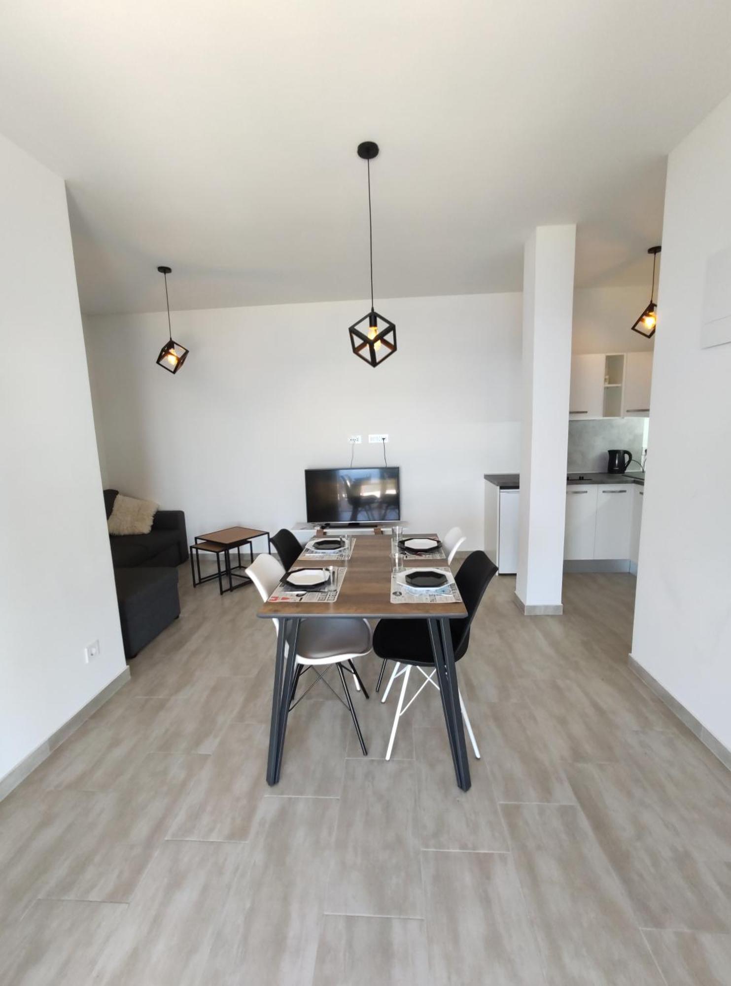 - Modern With A Beautiful View Of The Adriatic Sea Lägenhet *